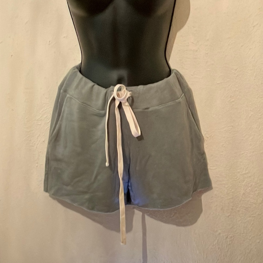 Monrow sweat shorts